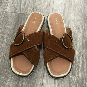 NWT NYDJ Women's Rossics SaddleSpa Slides - Size 7.5 - Brown